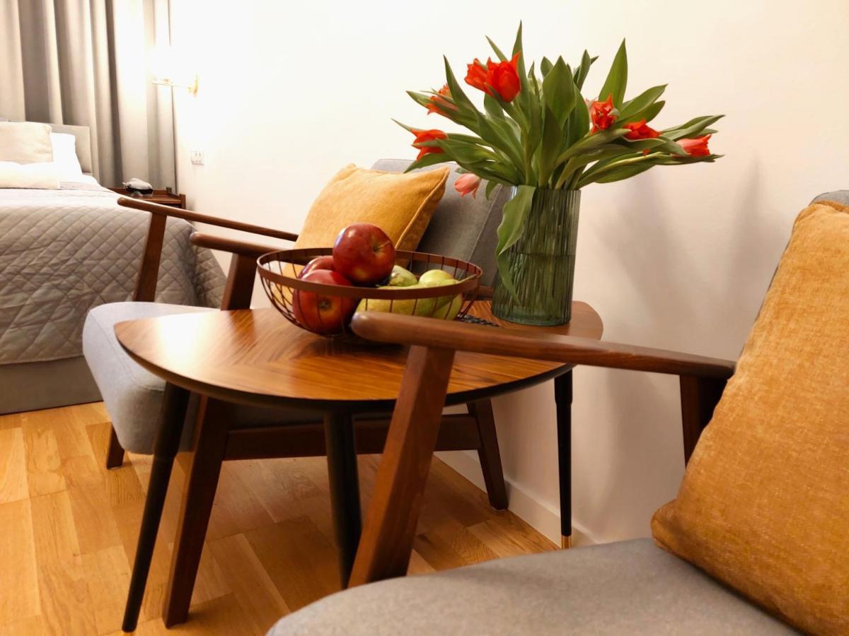 Unique Style Apartments Old Town - 25 Min From The Airport - By Homelike คราคูฟ ภายนอก รูปภาพ