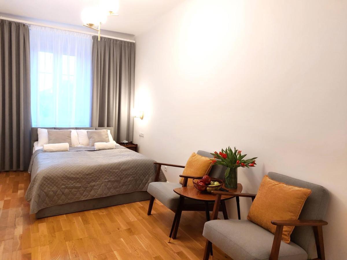 Unique Style Apartments Old Town - 25 Min From The Airport - By Homelike คราคูฟ ภายนอก รูปภาพ
