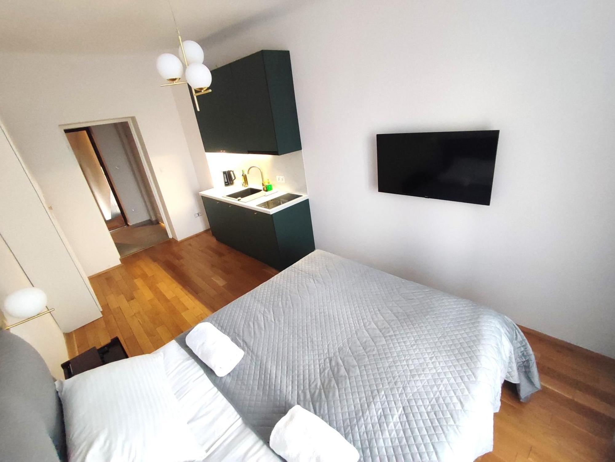 Unique Style Apartments Old Town - 25 Min From The Airport - By Homelike คราคูฟ ภายนอก รูปภาพ