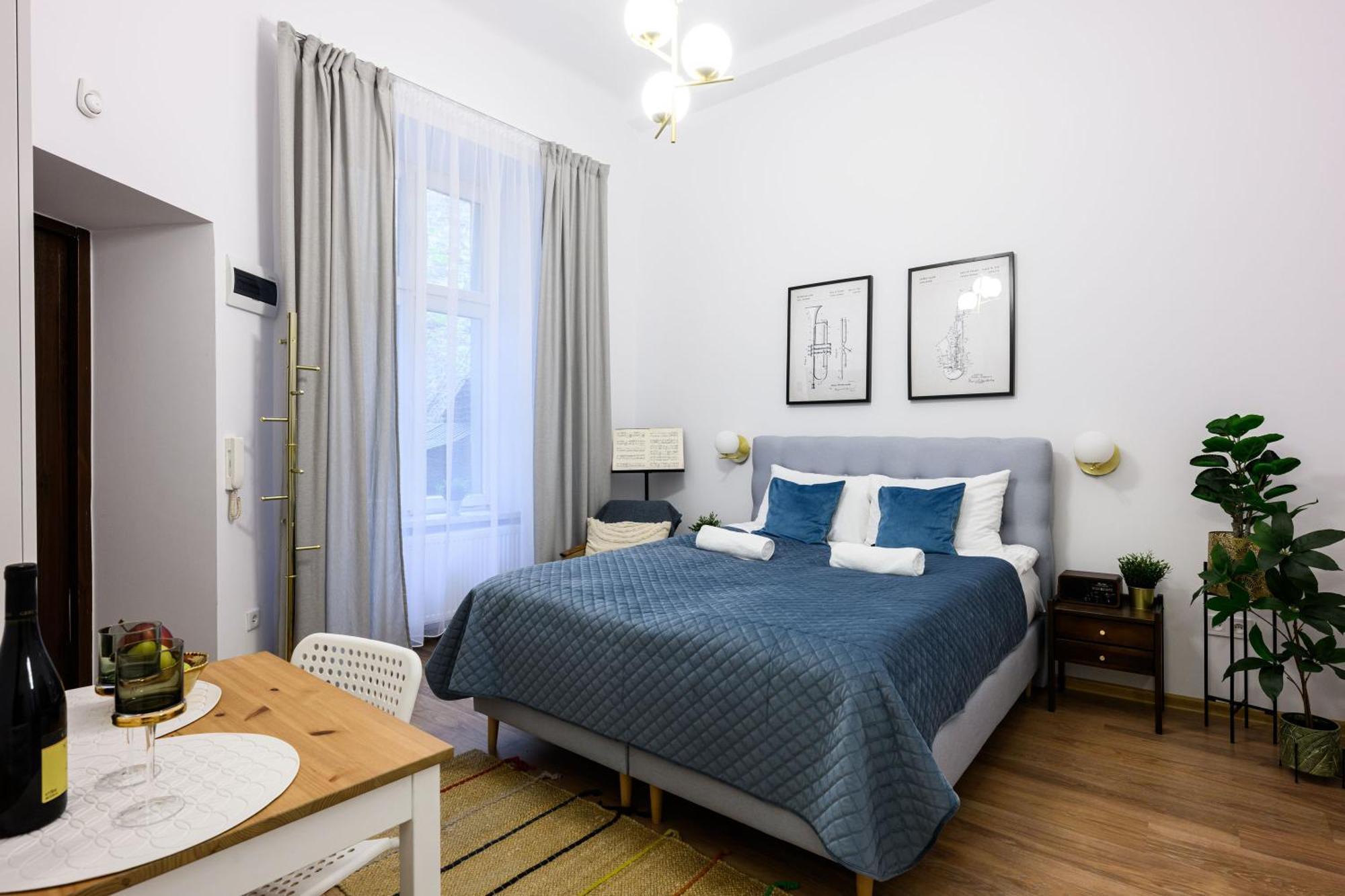 Unique Style Apartments Old Town - 25 Min From The Airport - By Homelike คราคูฟ ห้อง รูปภาพ