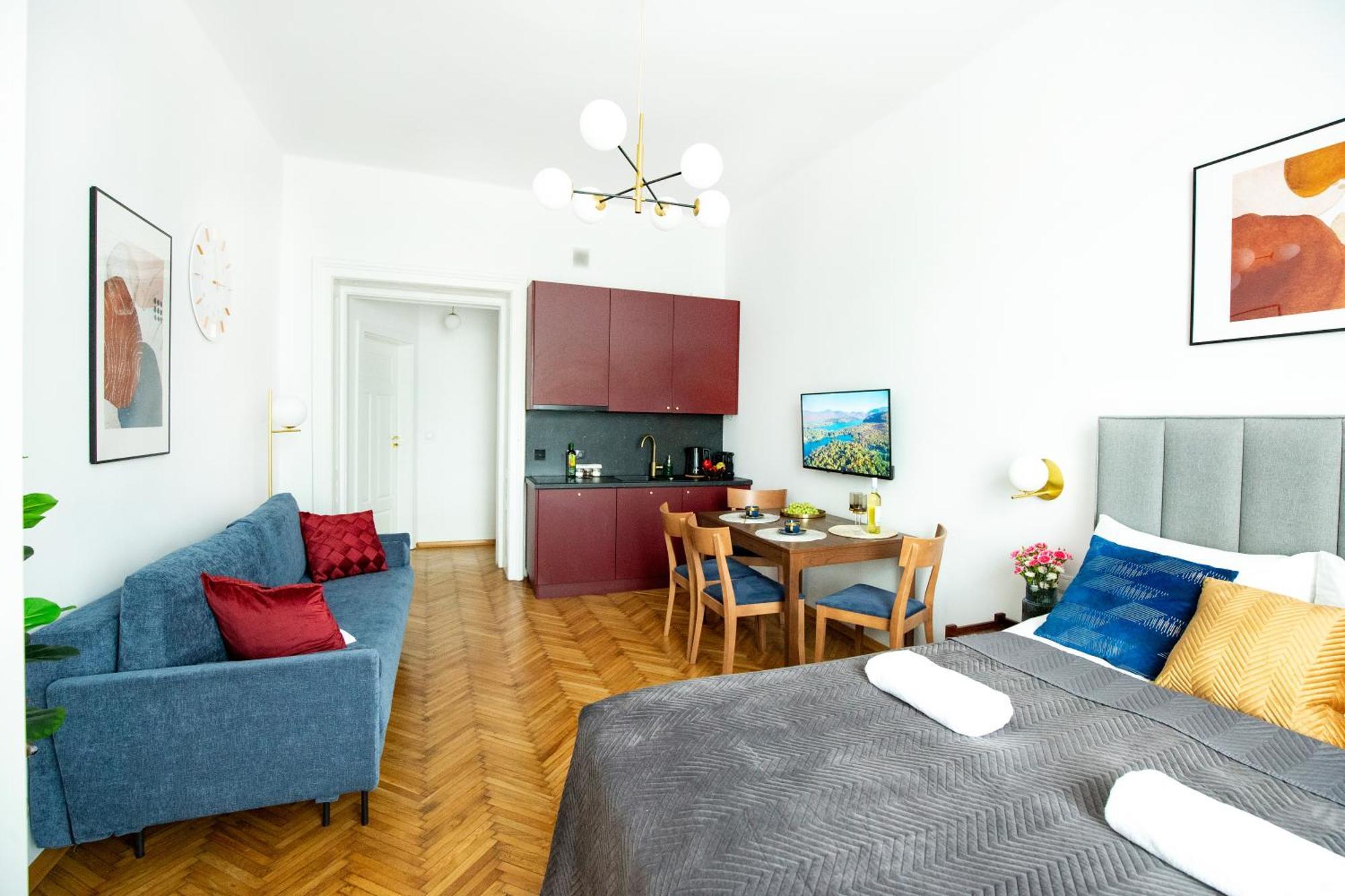 Unique Style Apartments Old Town - 25 Min From The Airport - By Homelike คราคูฟ ภายนอก รูปภาพ